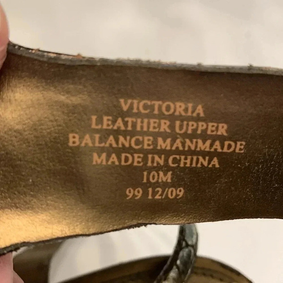 Liz Claiborne leather  10 - Picture 6 of 8